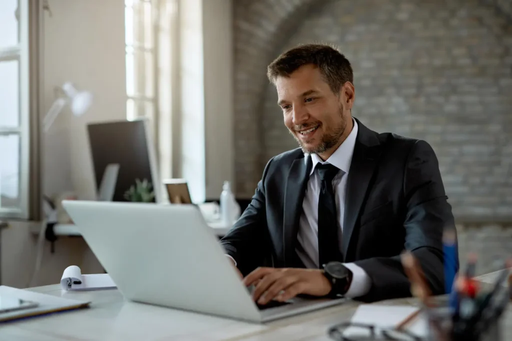 Consultor SEO: Estrategias, Beneficios y Resultados Clave